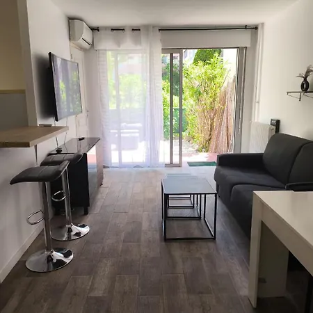 Home2sea - Piscine, Jardin, Cabine, 5 Couchages Apartment *